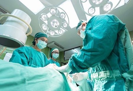 Health Ministry Signs Deal with South Korea to Establish New Medical University