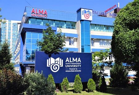 Kazakhstan & Russia Collaborate to Train Engineer for Digital Innovation